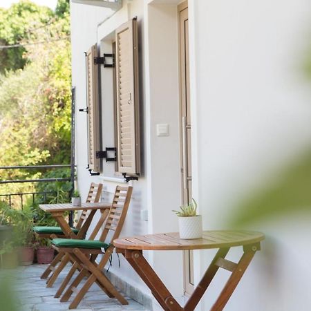 Le Quartier Comfy Studios Parga Esterno foto