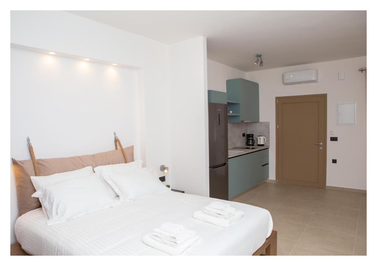 Le Quartier Comfy Studios Parga Esterno foto